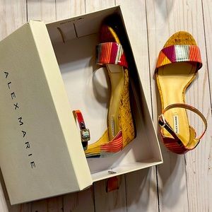 Alex Marie • Mairitwo • Multicolored